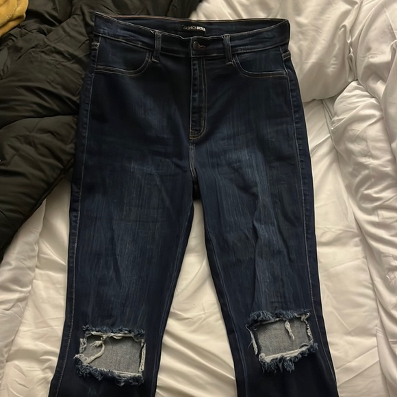 Fashion nova high rise distressed skinny jeans - Picture 4 of 8